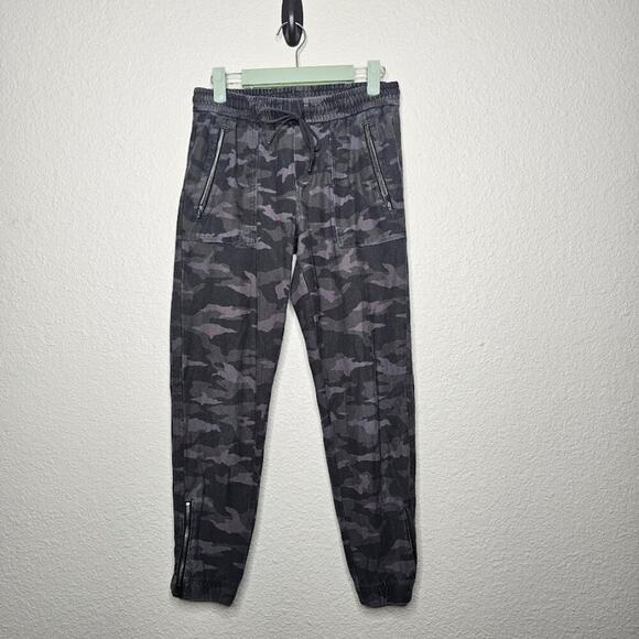 Athleta gray Camo Farallon Joggers Pants Drawstring Waist size 2p - Picture 1 of 6